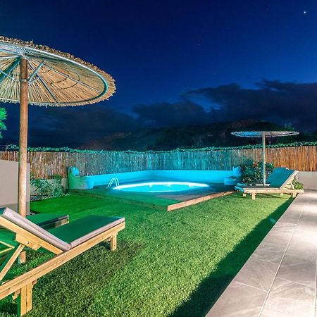 Cozy House With Pool Near Beach Gazi Esterno foto