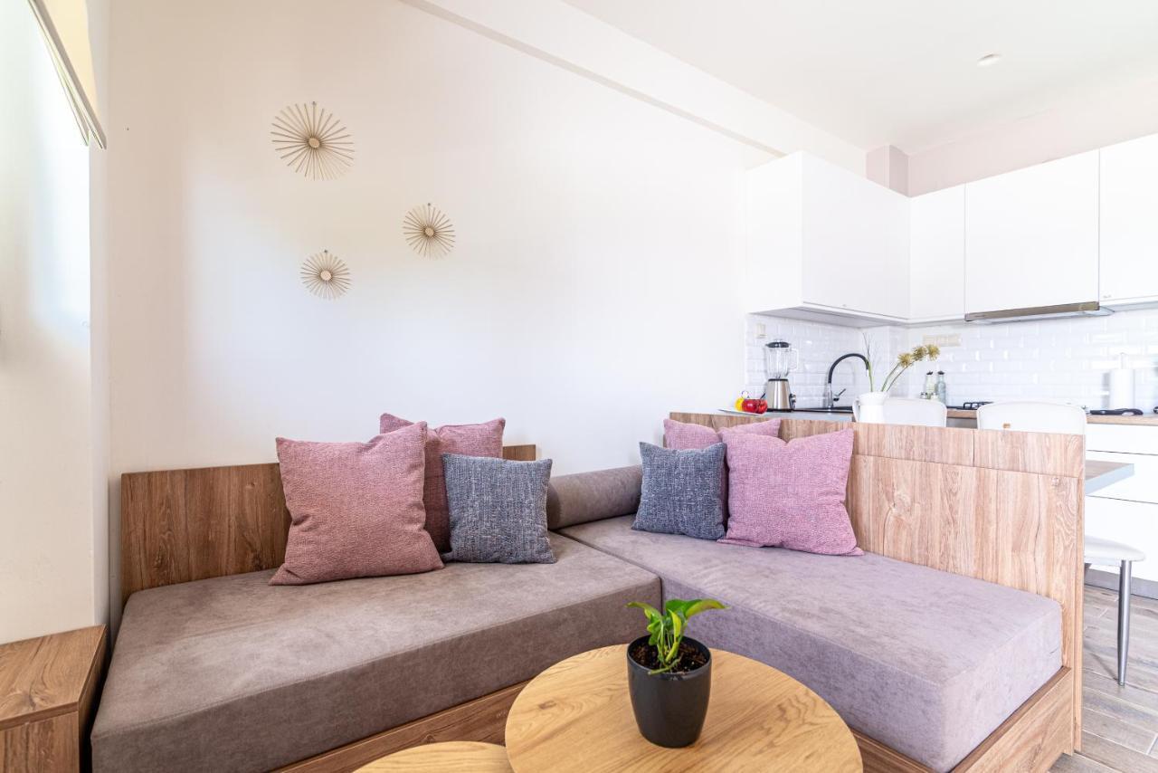 Cozy House With Pool Near Beach Gazi Esterno foto