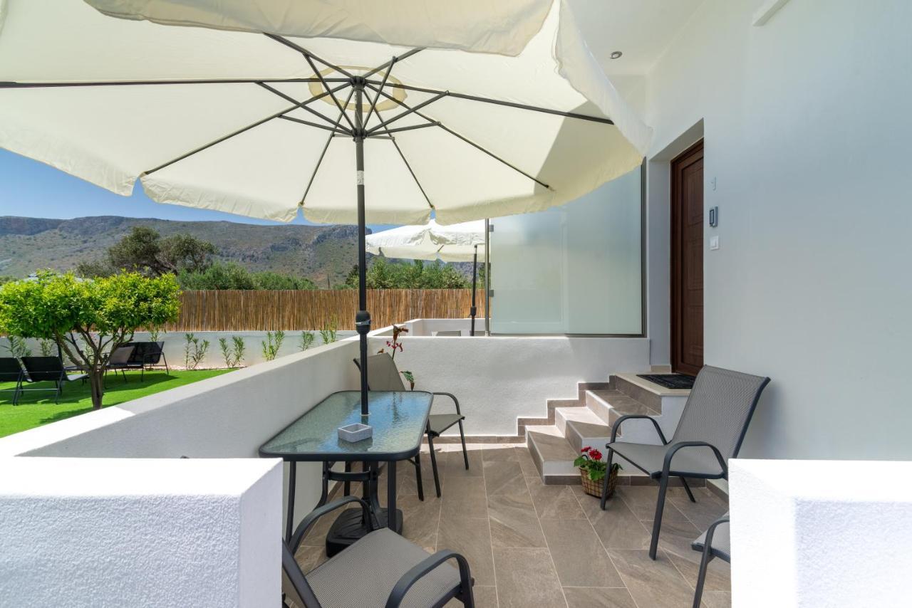 Cozy House With Pool Near Beach Gazi Esterno foto