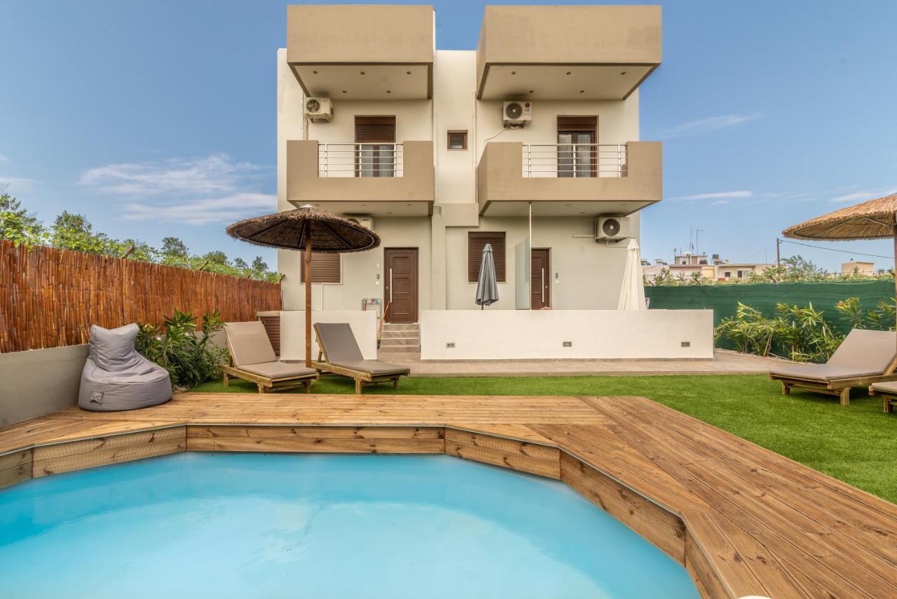 Cozy House With Pool Near Beach Gazi Esterno foto