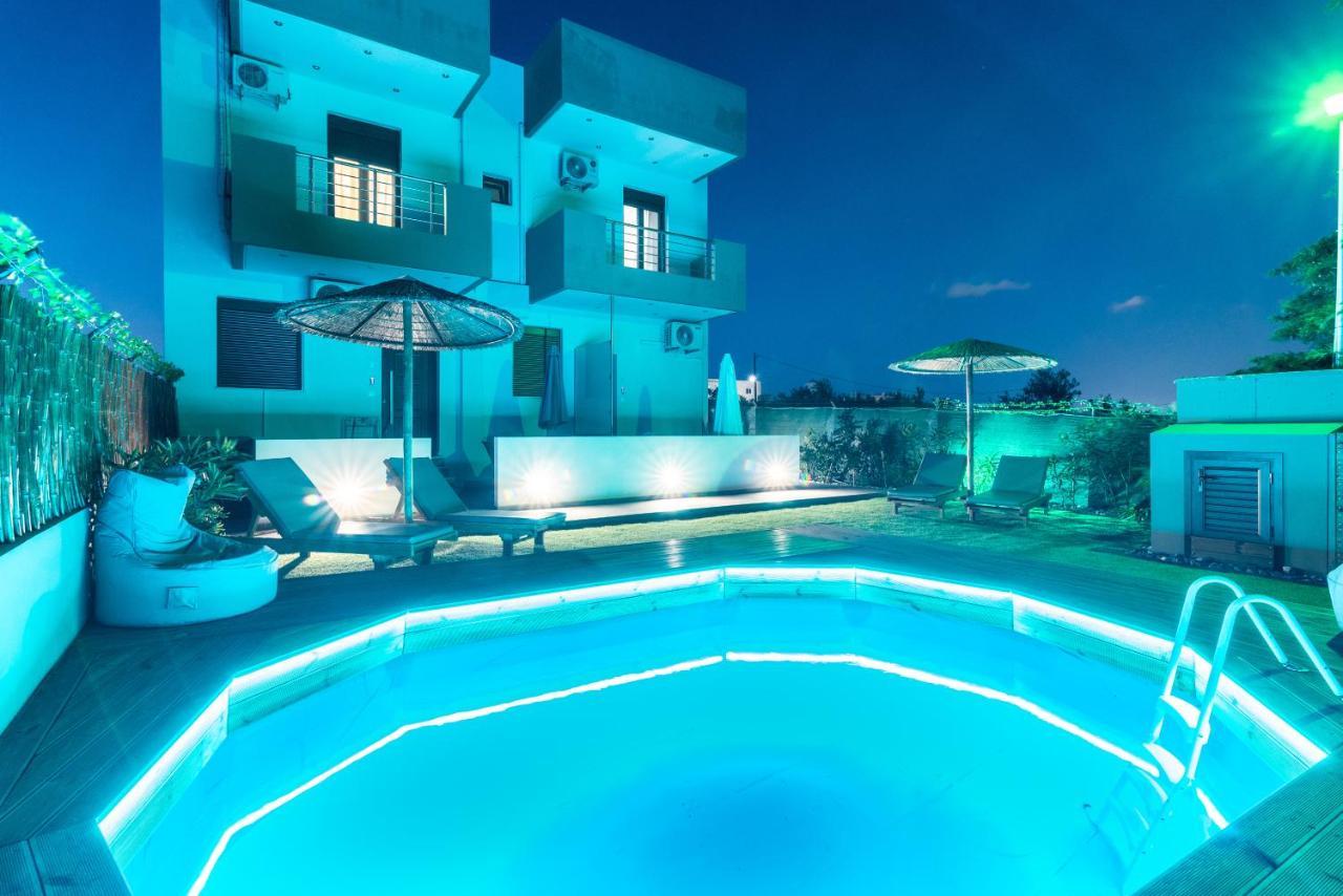 Cozy House With Pool Near Beach Gazi Esterno foto