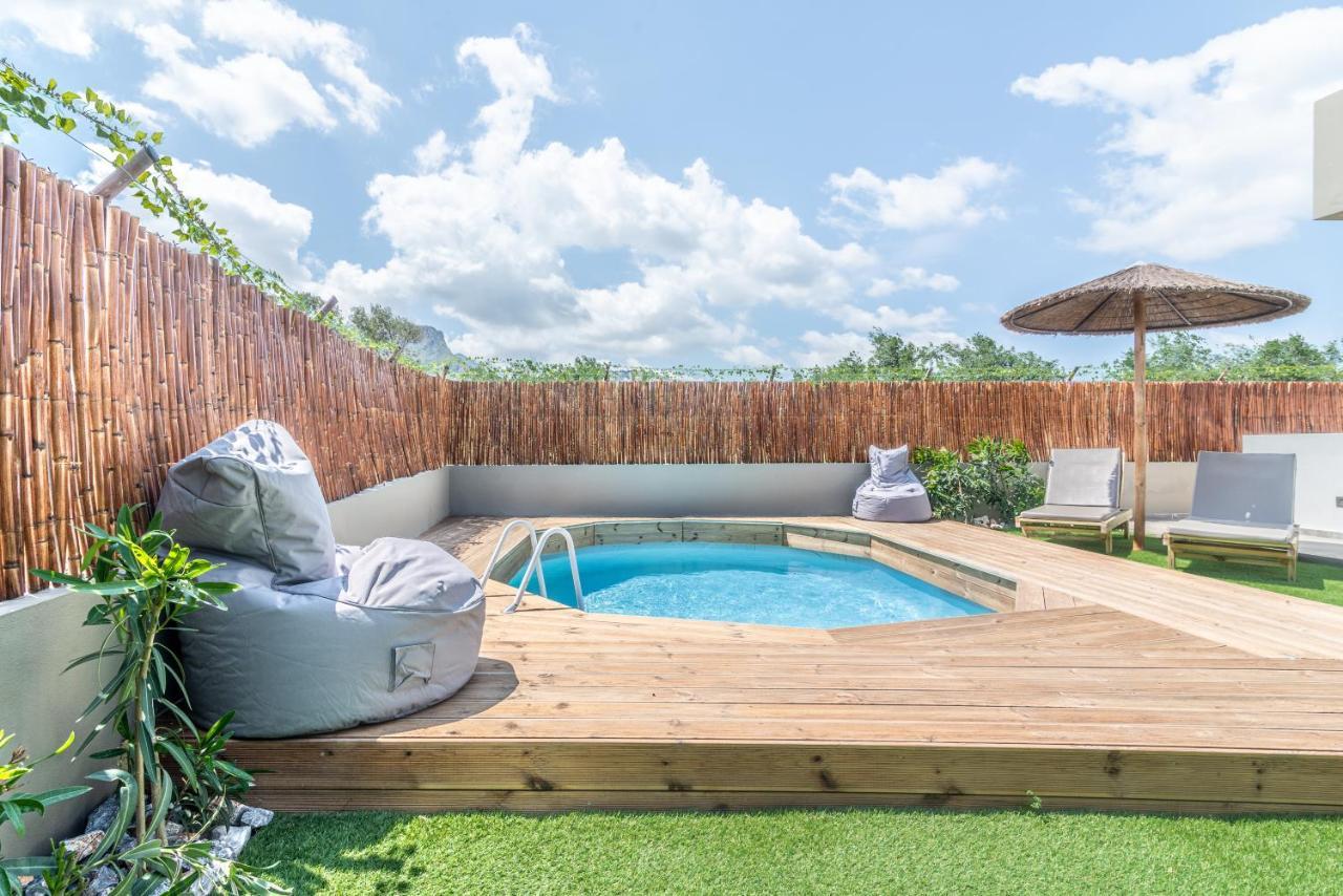 Cozy House With Pool Near Beach Gazi Esterno foto